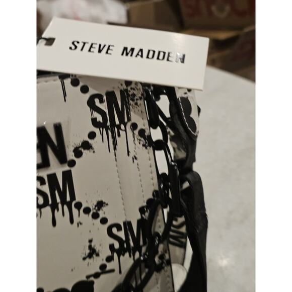 Steve Madden Bevelyn Satchel Halloween White & Black Bleeding Hearts. New - Picture 4 of 12